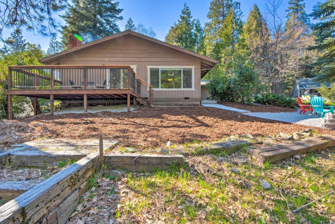Sherwood Forest Cabin With Deck And Fire Pit! Twain Harte Екстер'єр фото